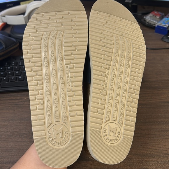 Mephisto Hanik - Picture 4 of 5